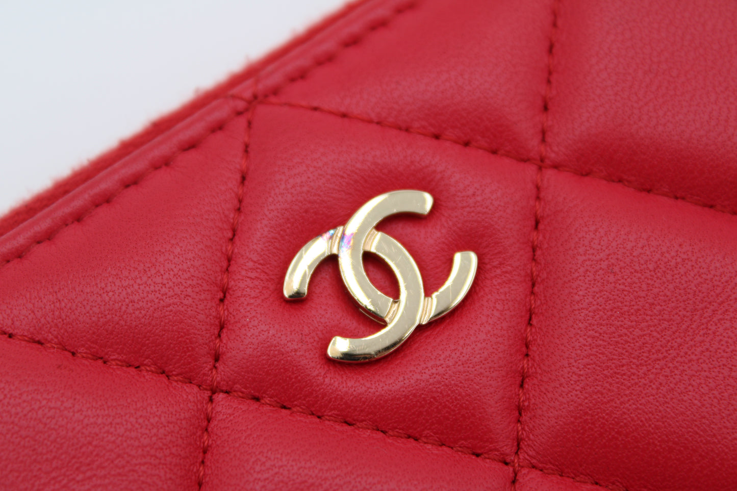 Pre-owned Chanel CC Matelasse Quilted Pouch