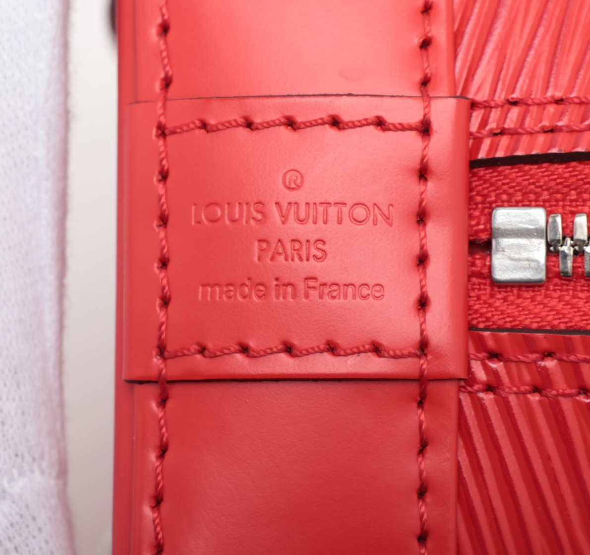 Pre-owned Louis Vuitton Red Epi Alma BB Tote