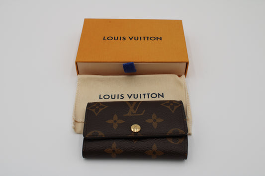 Louis Vuitton Monogram 6 Key Pouch