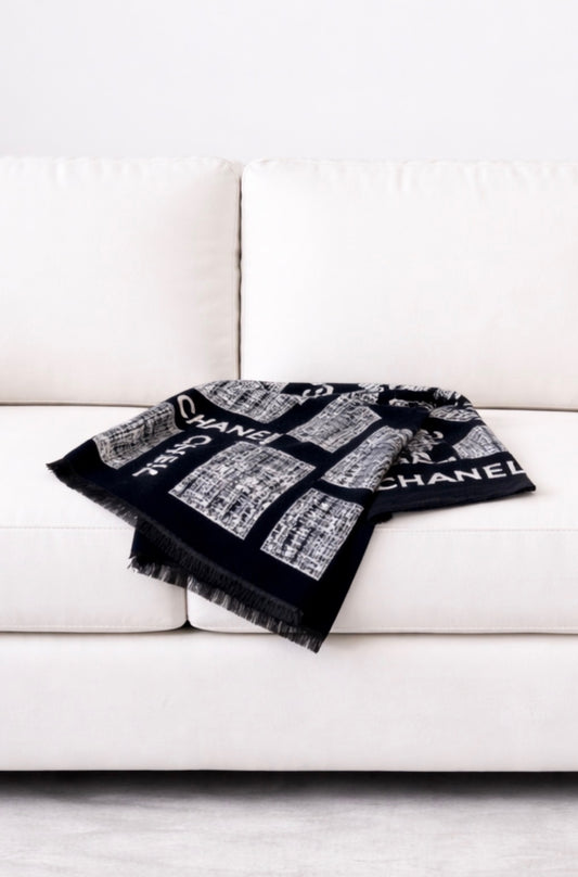 G06 - GWP Scarf