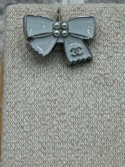 A21 - Upcycled CC Soldered Silver Bow Earrings