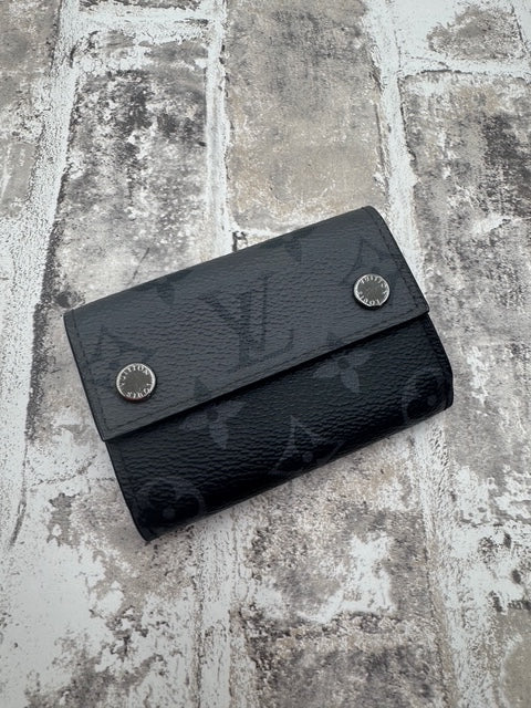 Louis Vuitton Reverse Monogram Eclipse Discovery Compact Wallet